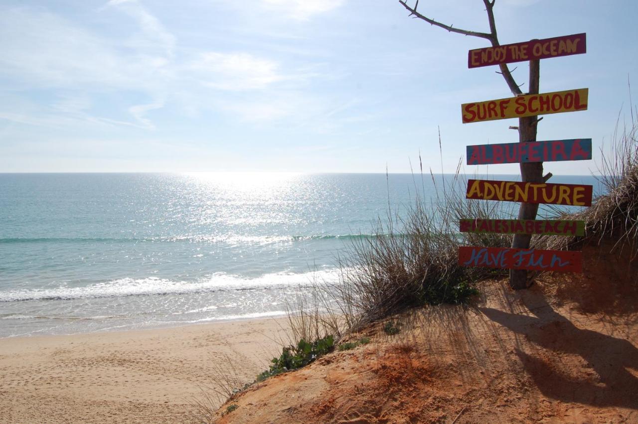 Falesia Beach Just 800 M Olhos de Agua  Exterior photo